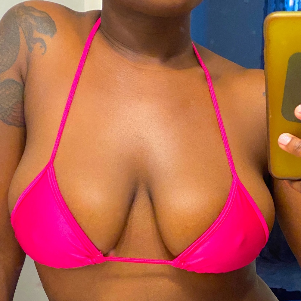 NWOT Lot of 4 American Apparel Bikini tops! 👙